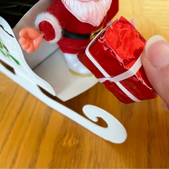 Decorative Sleigh with Santa - Picture 3 of 9